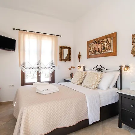 Cozy Private Panoramic Seaview 公寓 Moutsoúna
