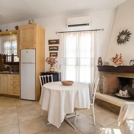 Cozy Private Panoramic Seaview * Moutsoúna